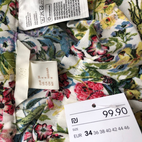 NWT, H&M Floral Crop Pants, Size 4 - Picture 5 of 7